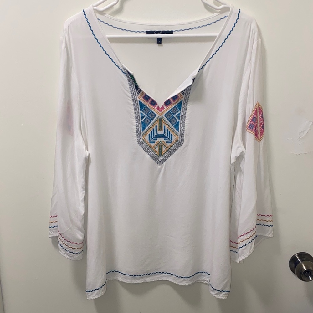 Boho Chic White Tunic with Colorful Embroidery
